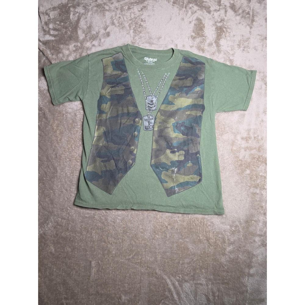 Gildan Kids XL Military Green Camo Vest Dog Tag Graphic T-Shirt AU16697